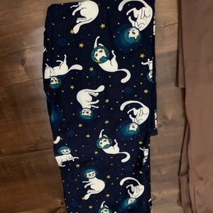 Os Lularoe Space cats! New